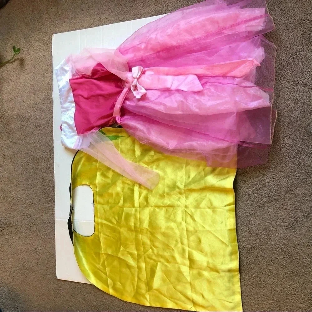 Kids Costume Size Large for ages 5 years old